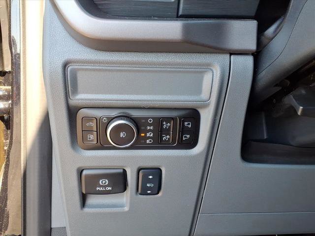 Certified 2025 Ford F150 XLT w/ Equipment Group 303A High image 23