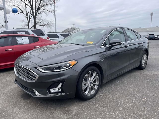 Certified 2019 Ford Fusion Energi Titanium image 3