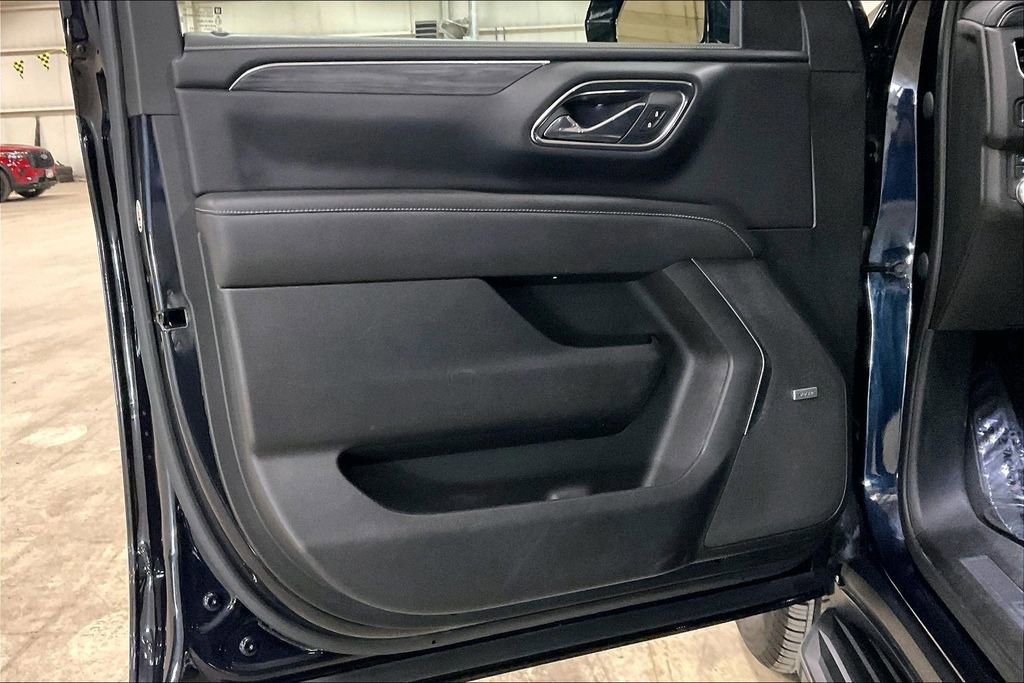 Used 2023 GMC Yukon SLT image 21