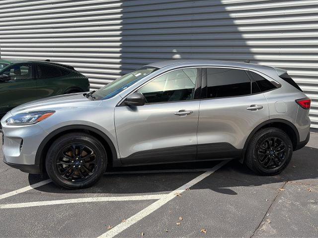 Certified 2022 Ford Escape SE w/ Convenience Package image 2