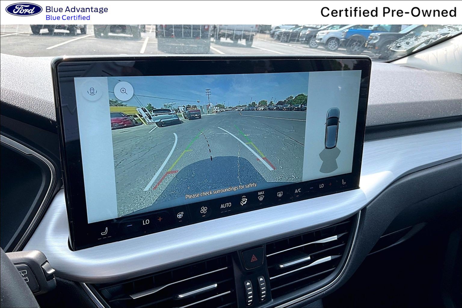 Certified 2025 Ford Escape Platinum AWD/4WD image 29