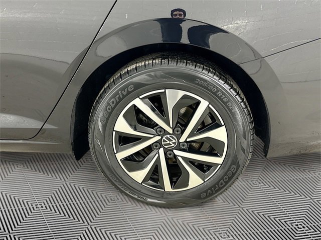 Used 2023 Volkswagen Jetta S image 30