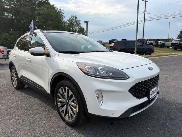 Certified 2020 Ford Escape Titanium w/ Titanium Premium Package 2.0 AWD/4WD image 7