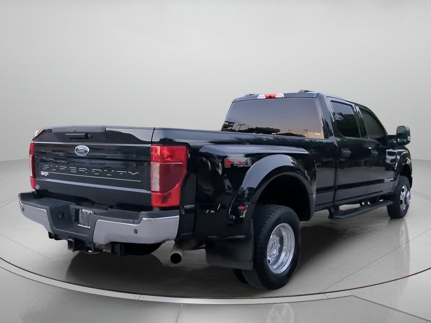 Certified 2020 Ford F350 XLT w/ XLT Value Package AWD/4WD image 27