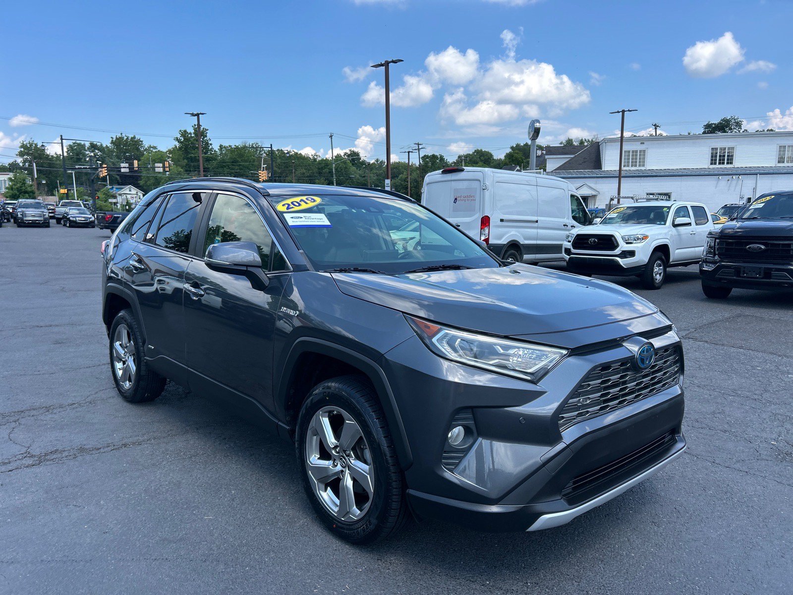 Used 2019 Toyota RAV4 Limited w/ Carpet Mat Package AWD/4WD image 22
