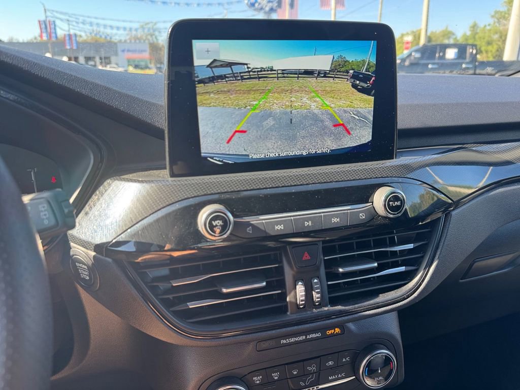 Certified 2025 Ford Escape ST-Line AWD/4WD image 38