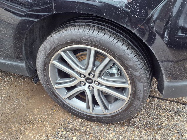 Certified 2024 Ford Edge Titanium w/ Equipment Group 301A image 30