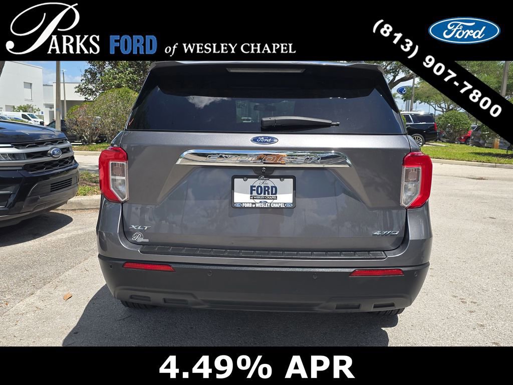 Certified 2022 Ford Explorer XLT image 4