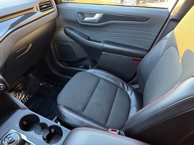 Certified 2023 Ford Escape ST-Line w/ Tech Pack #1 image 27