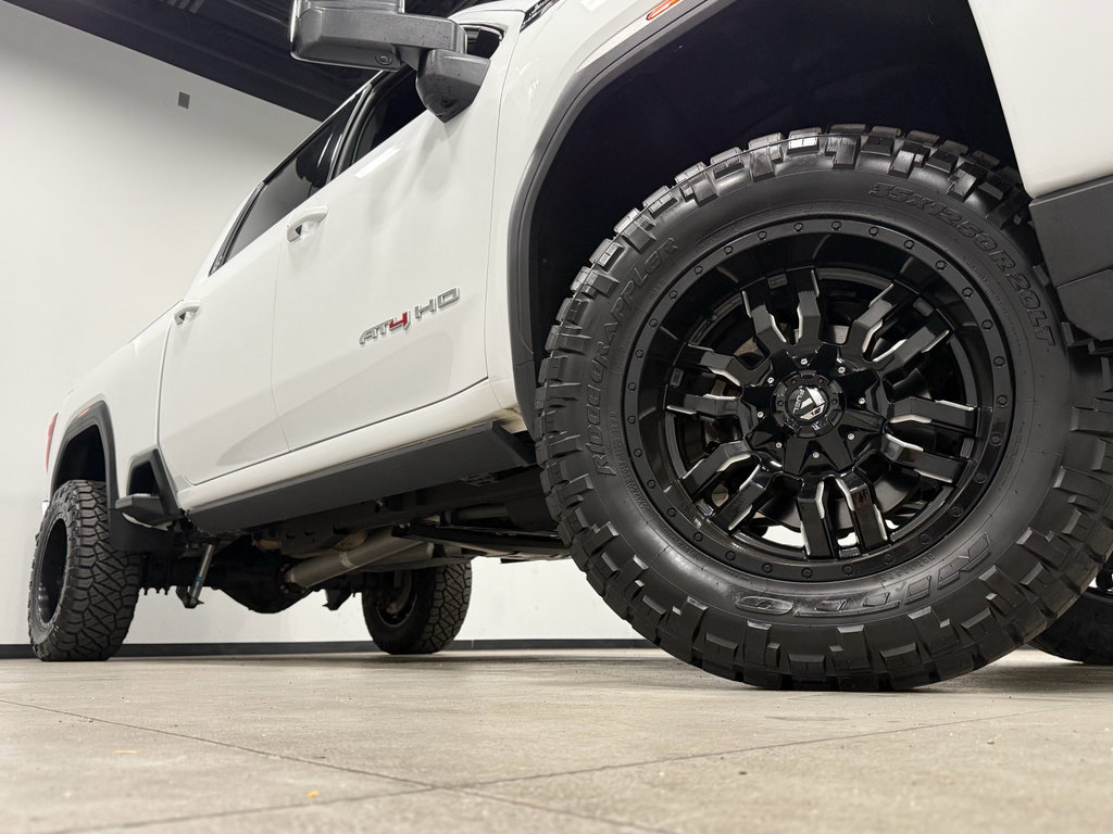 Used 2023 GMC Sierra 2500 AT4 w/ Gooseneck/5TH Wheel Package image 2