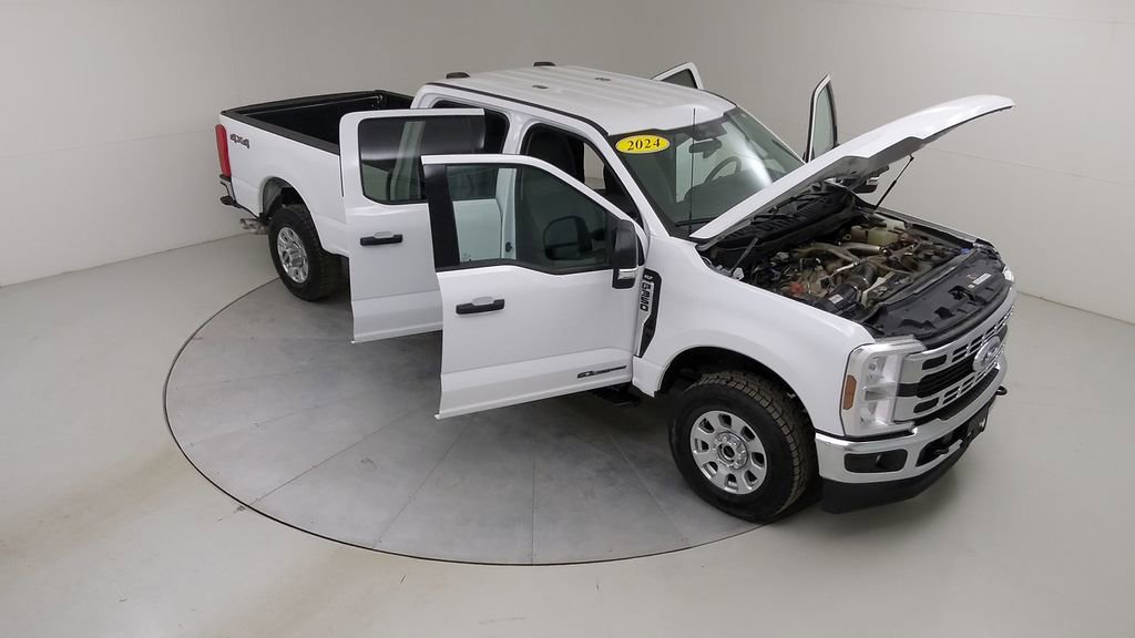Certified 2024 Ford F350 XLT AWD/4WD image 44