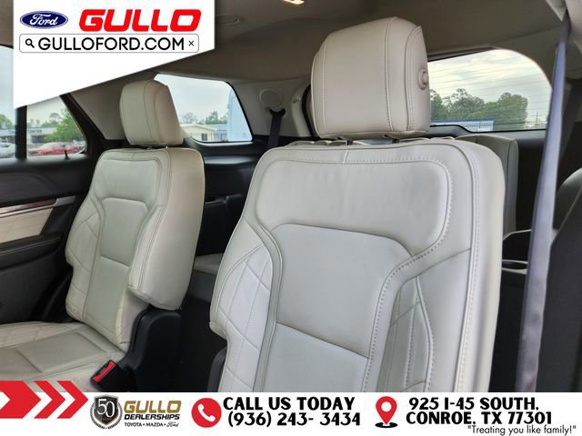 Certified 2018 Ford Explorer Platinum image 15