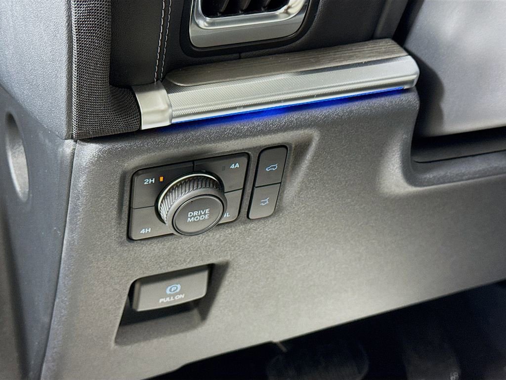 Certified 2025 Ford Expedition Max Platinum w/ Driver's Package image 15