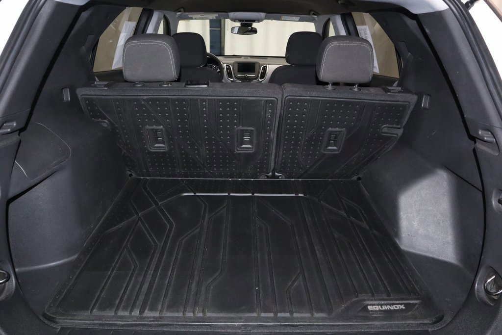 Used 2022 Chevrolet Equinox LS w/ LS Convenience Package image 16