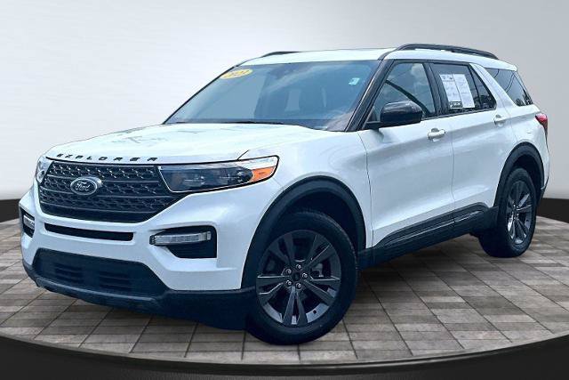 Certified 2023 Ford Explorer XLT w/ Equipment Group 202A AWD/4WD image 12