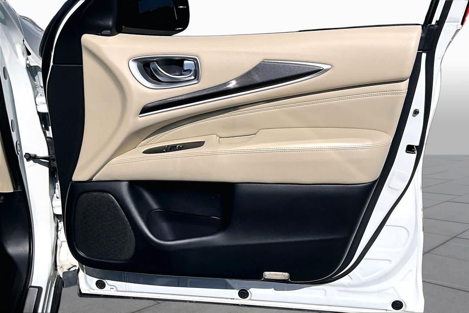 Used 2019 INFINITI QX60 Pure FWD image 23