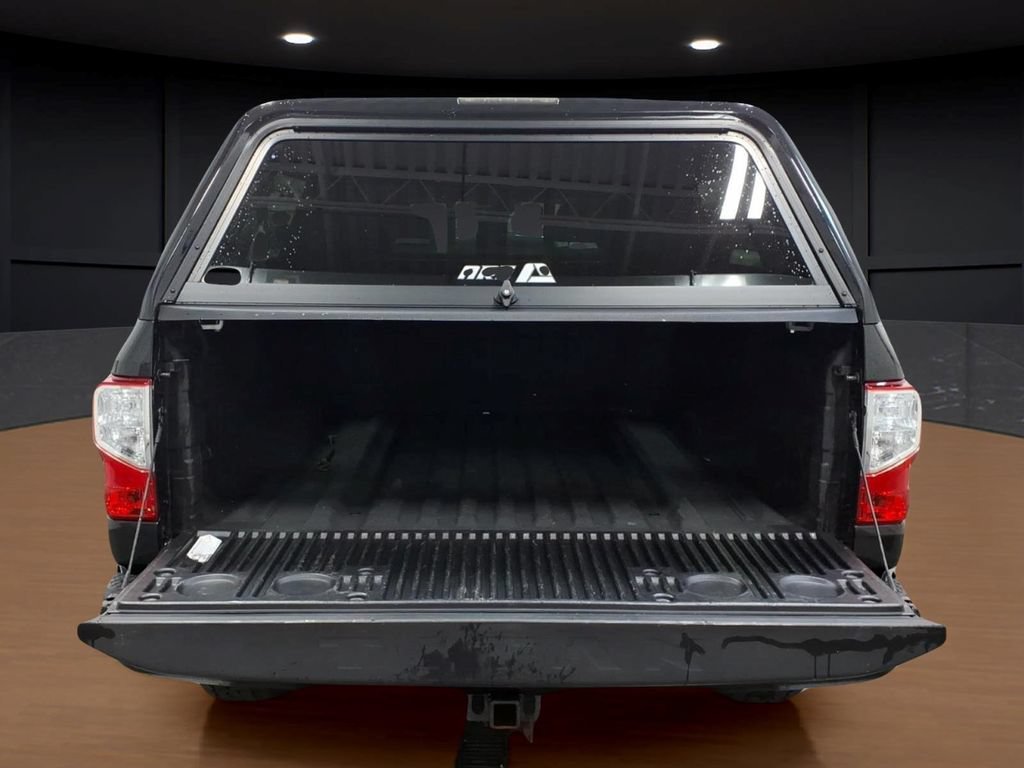 Used 2019 Nissan Titan PRO-4X AWD/4WD image 26