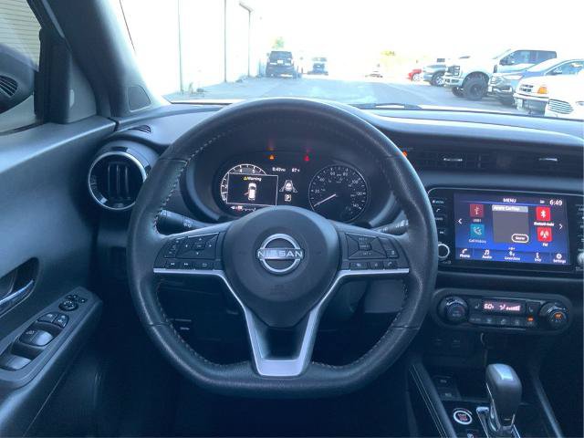 Used 2023 Nissan Kicks SR w/ SR Premium Package FWD image 18