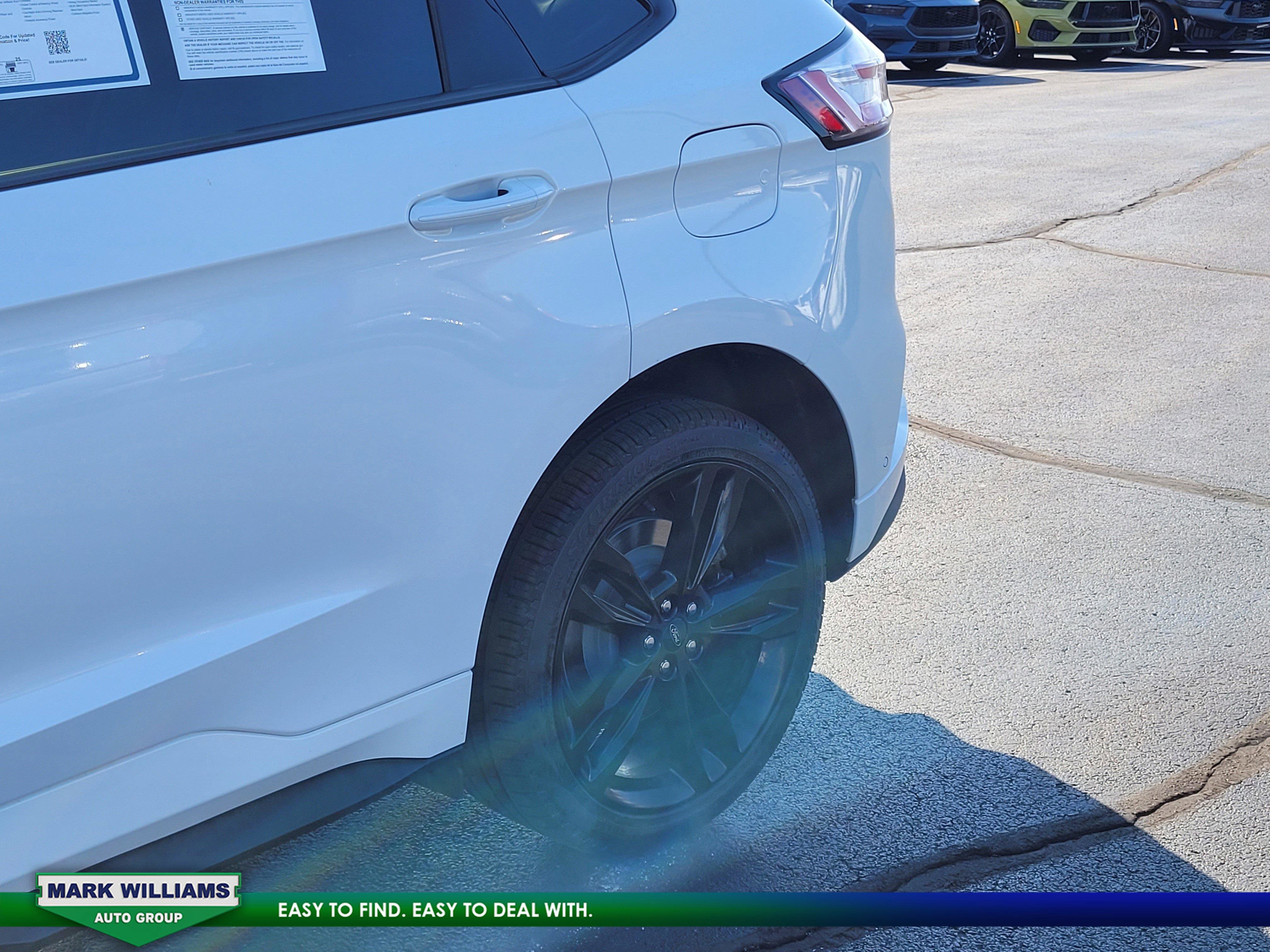 Certified 2024 Ford Edge ST w/ Equipment Group 401A image 10