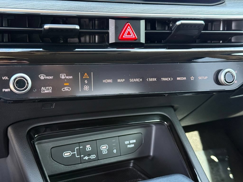 Used 2025 Kia K5 EX FWD image 11