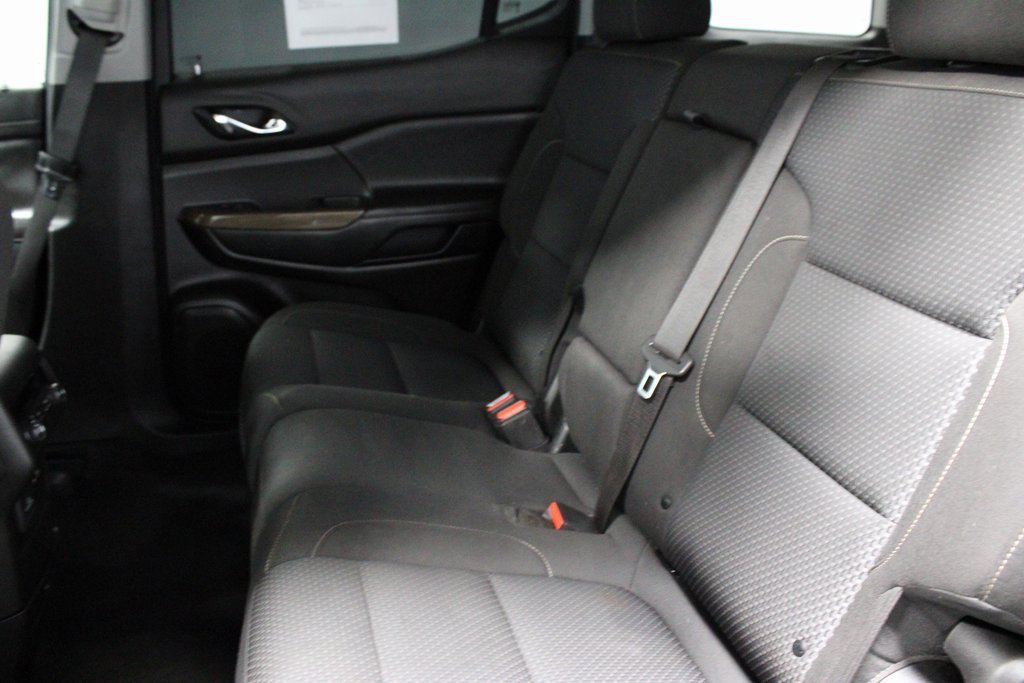 Used 2023 GMC Acadia SLE w/ Driver Convenience Package image 22