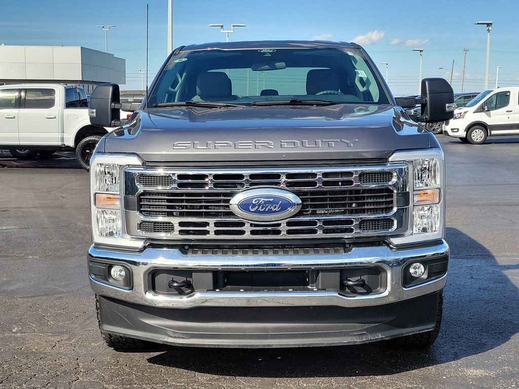 Certified 2025 Ford F250 XLT image 8