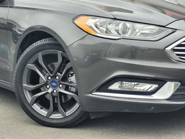 Certified 2018 Ford Fusion SE w/ Equipment Group 201A FWD image 10