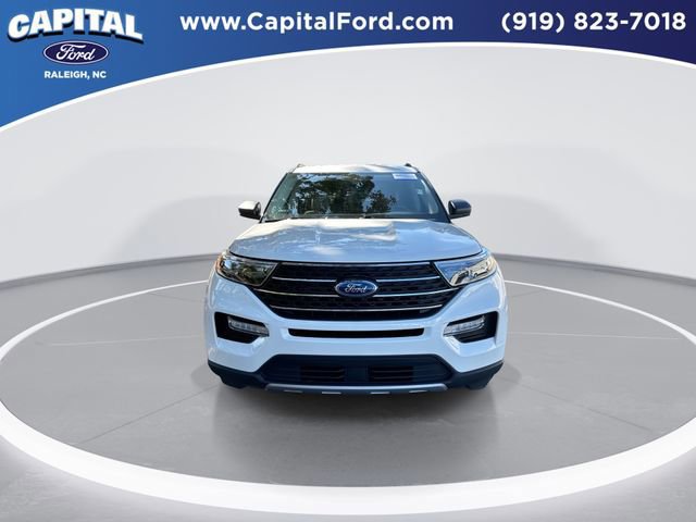 Certified 2022 Ford Explorer XLT w/ Equipment Group 202A image 9