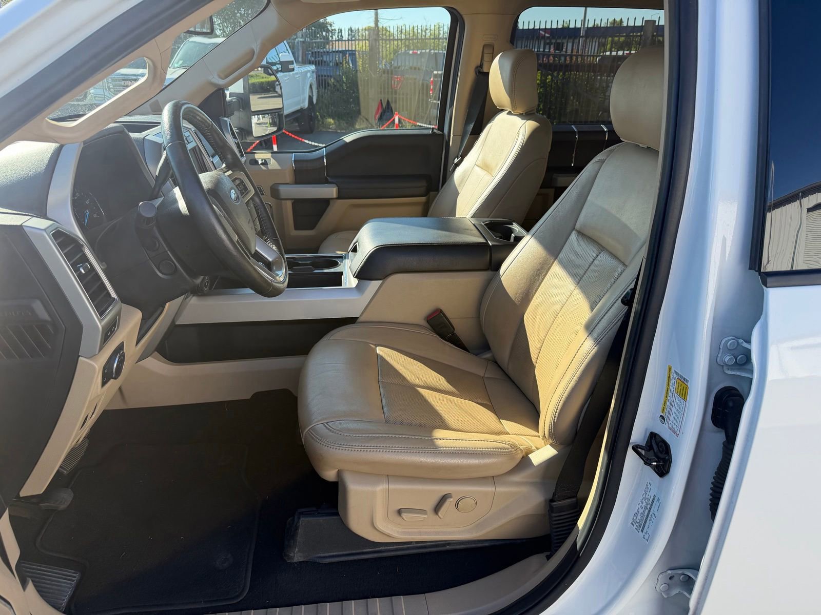 Certified 2020 Ford F350 Lariat w/ Lariat Ultimate Package AWD/4WD image 9