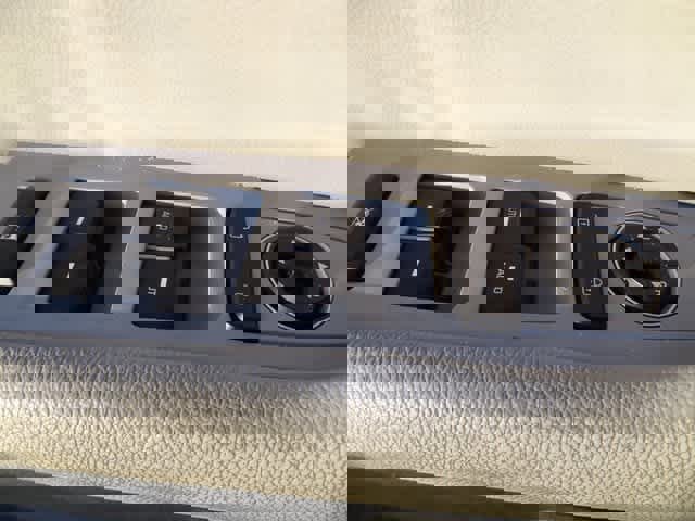 Used 2018 Hyundai Sonata Limited image 9