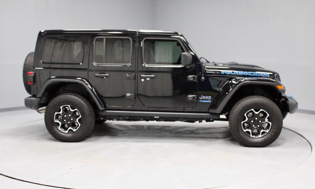 Used 2021 Jeep Wrangler Unlimited Rubicon 4xe w/ Cold Weather Group AWD/4WD image 13