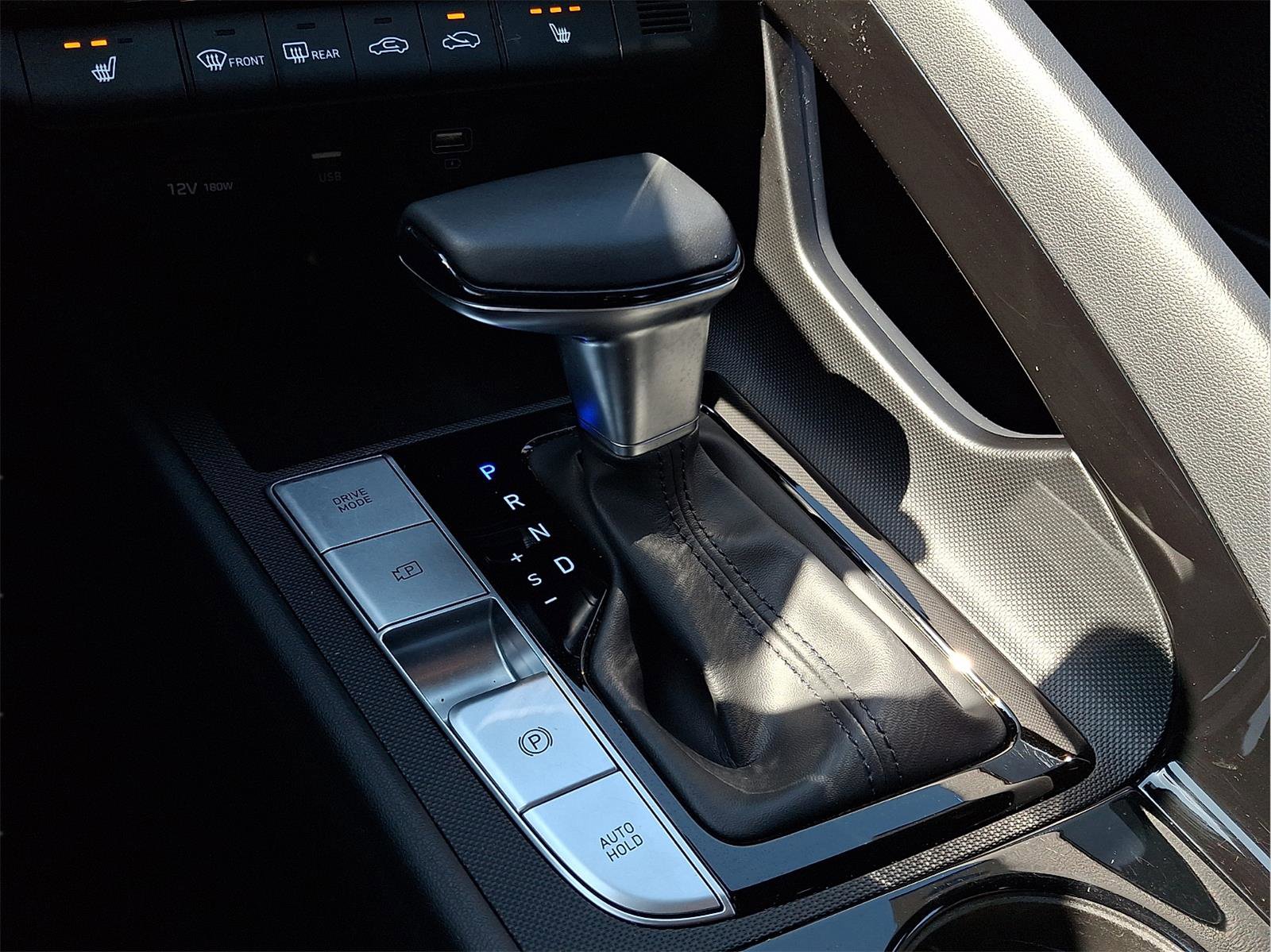 Used 2023 Hyundai Elantra SEL w/ Convenience Package image 14