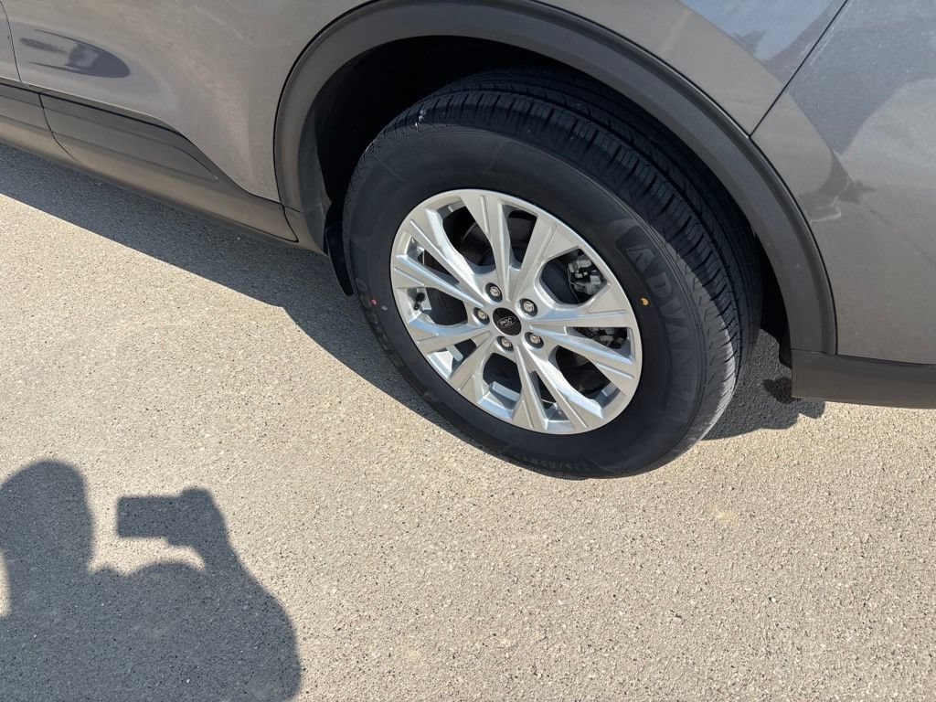 Certified 2024 Ford Escape Active AWD/4WD image 8