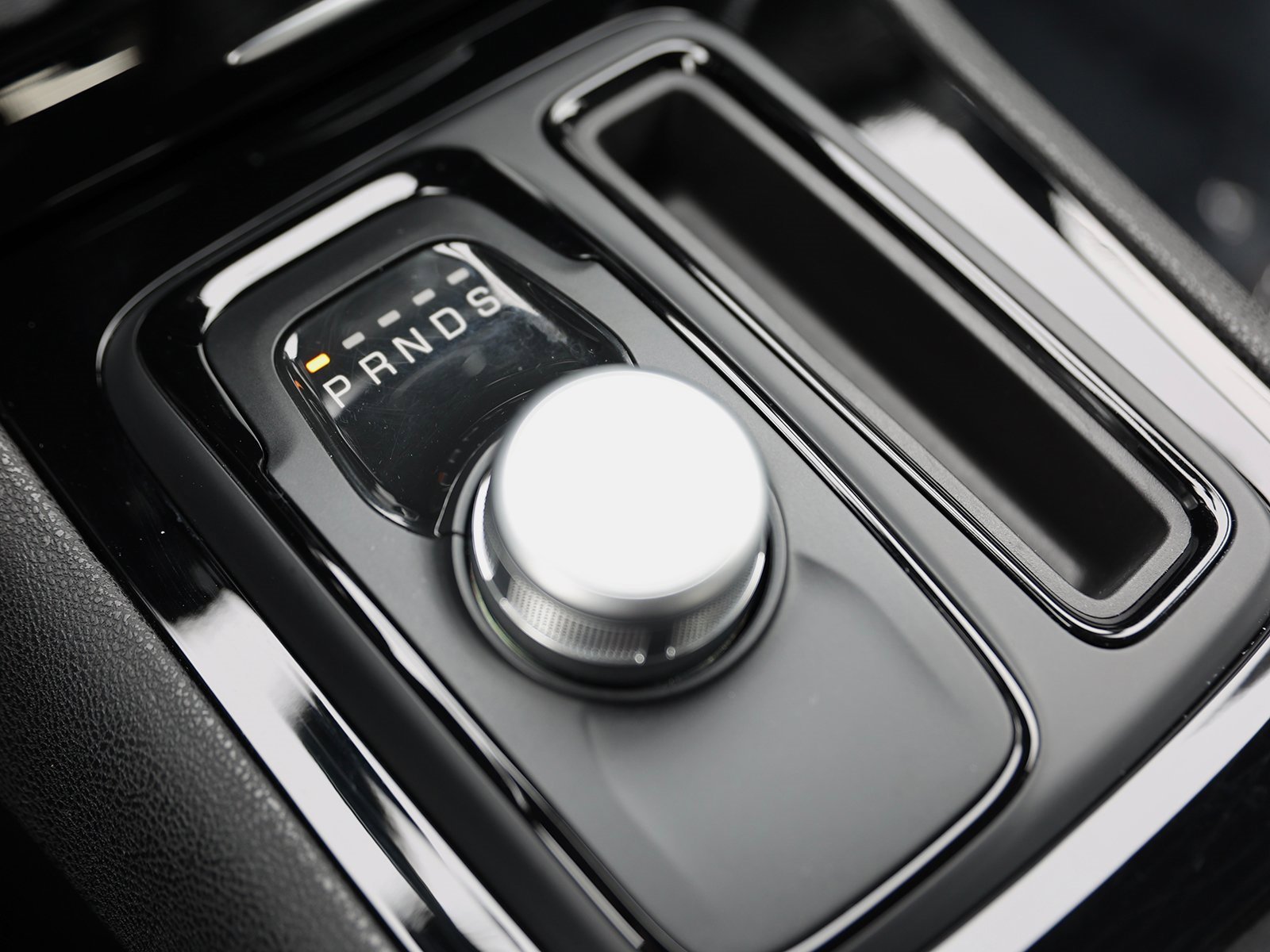 Used 2022 Chrysler 300 S image 29