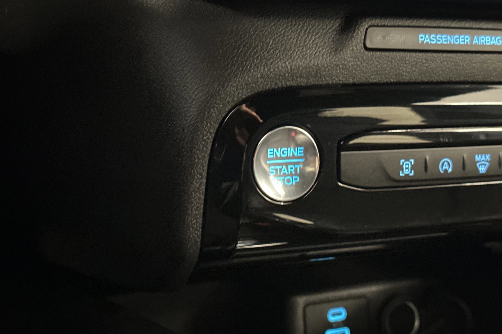 Certified 2023 Ford Escape ST-Line w/ Tech Pack #1 image 23