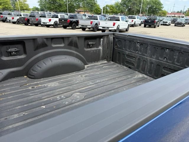 Certified 2022 Ford F250 Lariat w/ Tremor Off-Road Package AWD/4WD image 5