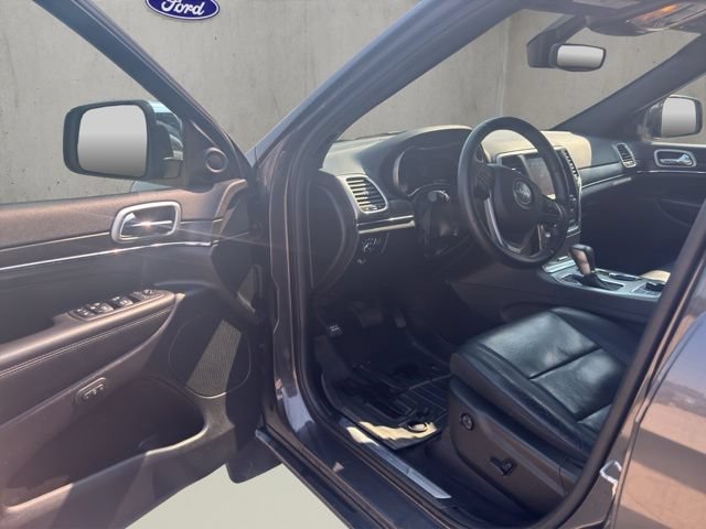 Used 2018 Jeep Grand Cherokee Limited w/ Luxury Group II AWD/4WD image 30