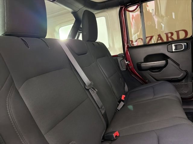 Used 2022 Jeep Wrangler Unlimited Sport AWD/4WD image 18