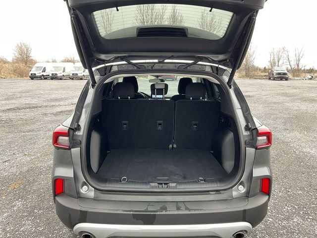 Certified 2023 Ford Escape Active AWD/4WD image 23