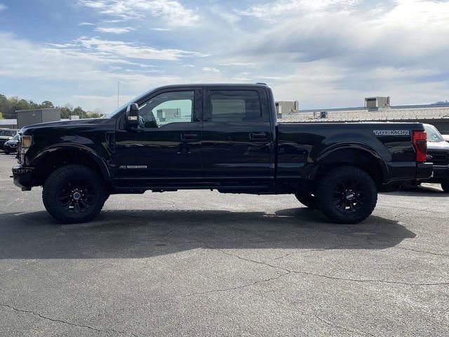 Certified 2022 Ford F350 Lariat w/ Tremor Off-Road Package image 2