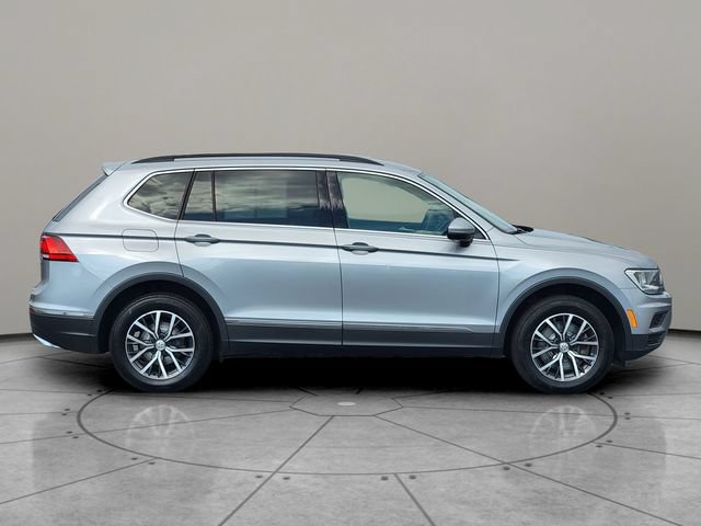 Used 2020 Volkswagen Tiguan SE AWD/4WD image 12