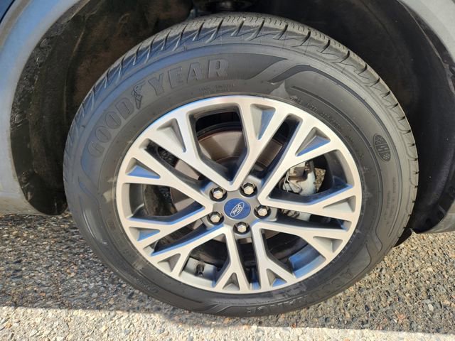 Certified 2020 Ford Escape SEL AWD/4WD image 21