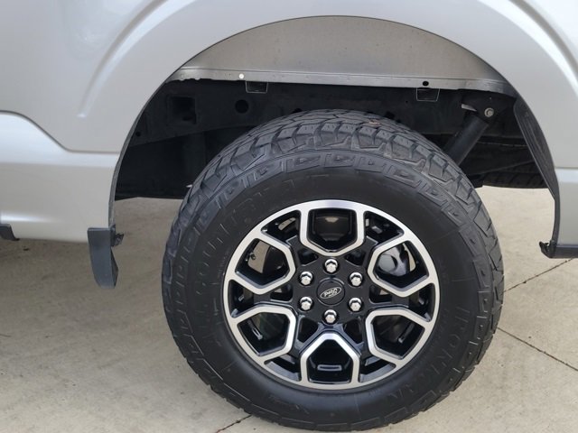 Certified 2021 Ford F150 XLT w/ Equipment Group 302A High image 13