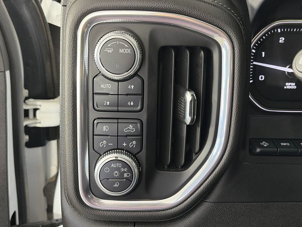 Used 2020 GMC Sierra 3500 Denali w/ Denali Ultimate Package AWD/4WD image 24