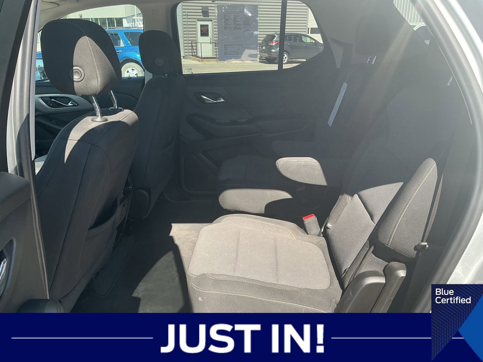 Used 2021 Chevrolet Traverse LT image 6