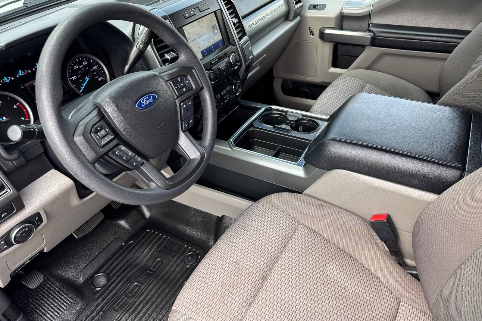 Certified 2022 Ford F250 XLT w/ XLT Premium Package AWD/4WD image 11