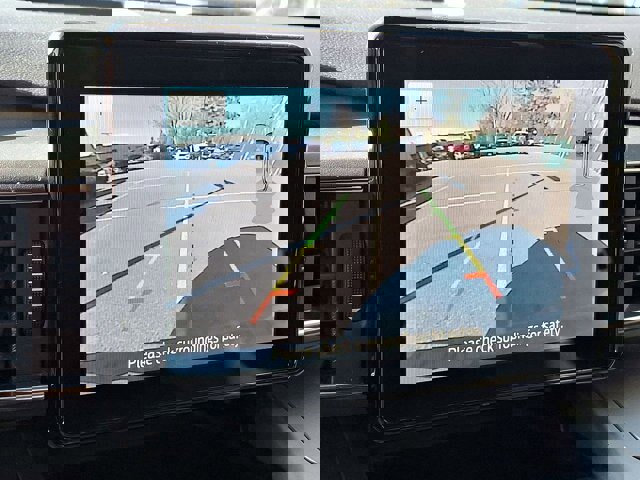 Certified 2022 Ford Explorer XLT w/ Equipment Group 202A image 20