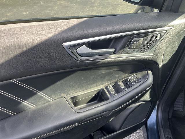 Certified 2022 Ford Edge ST image 13