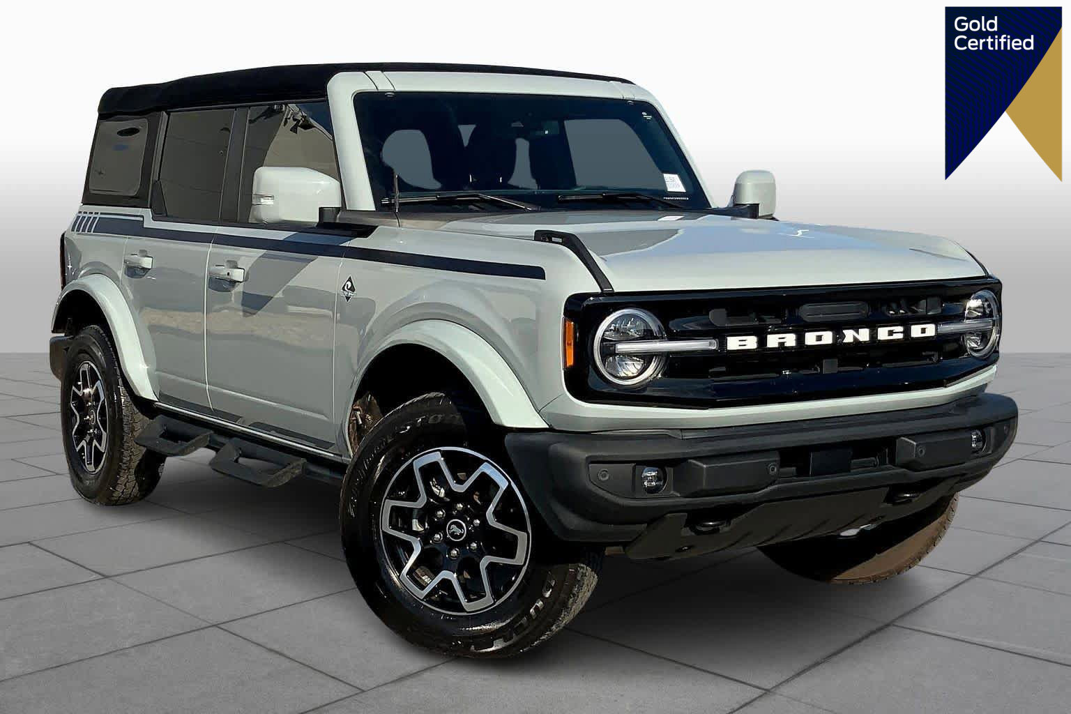 Certified 2023 Ford Bronco Outer Banks image 1