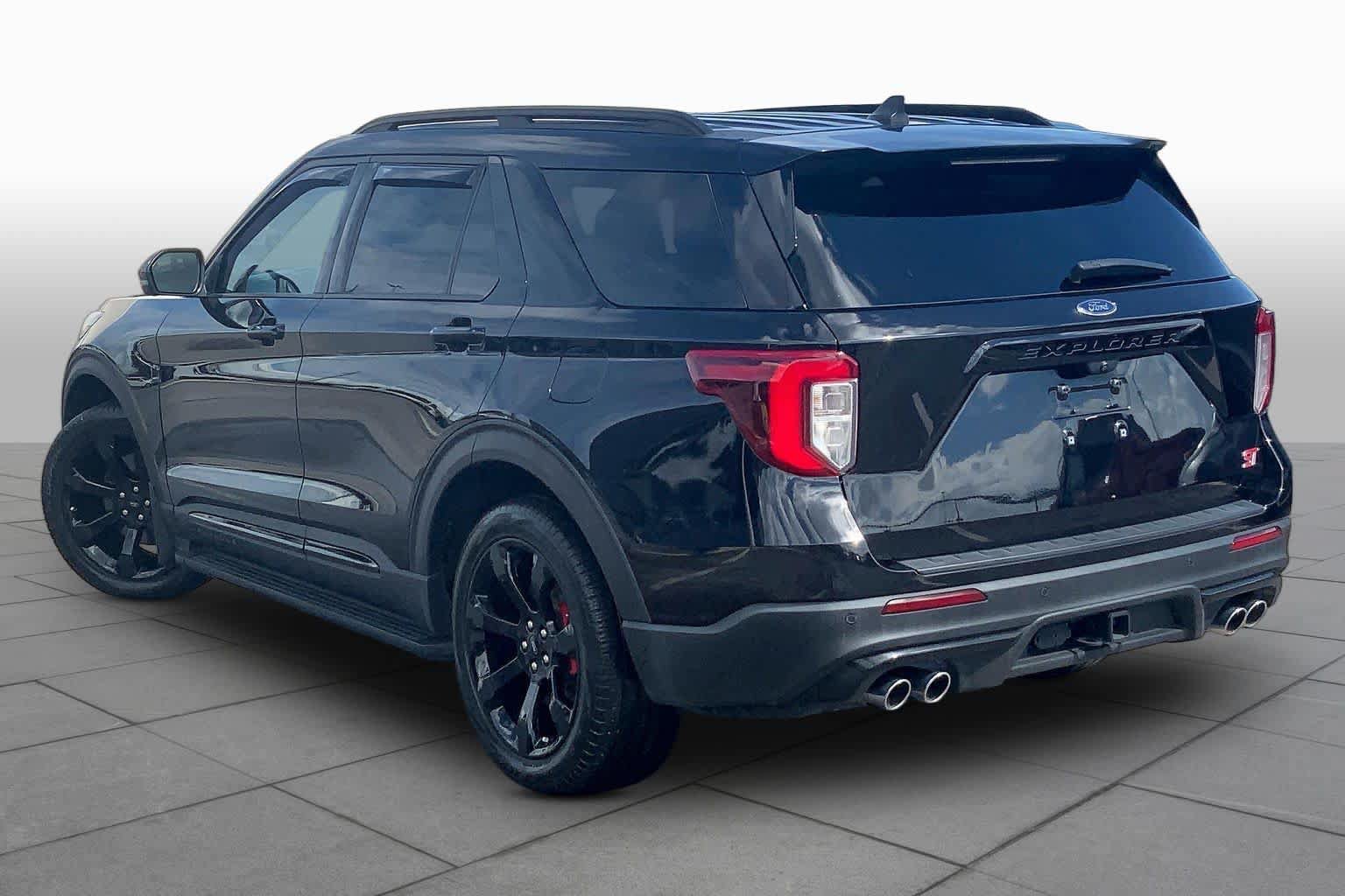 Certified 2023 Ford Explorer ST w/ Equipment Group 401A AWD/4WD image 12